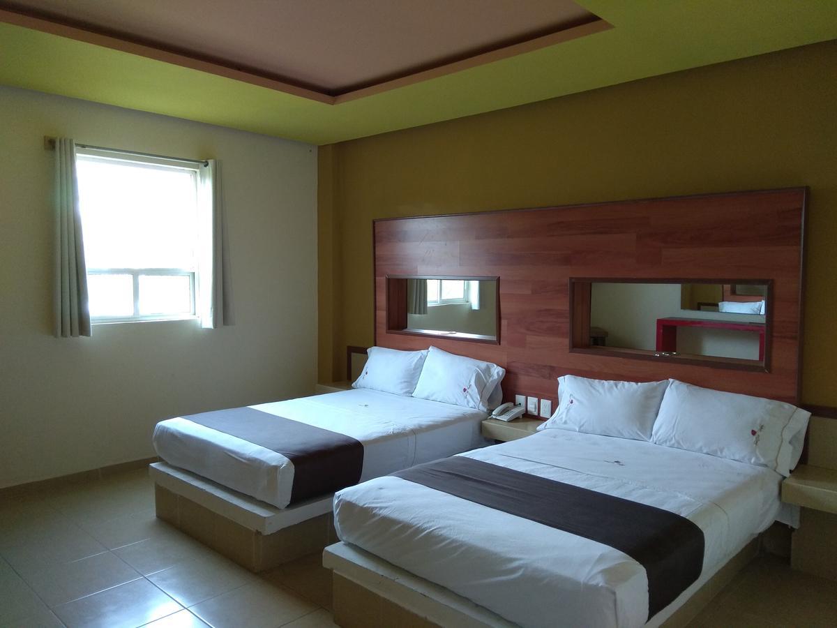 Hotel Rubi Manzanillo Dış mekan fotoğraf
